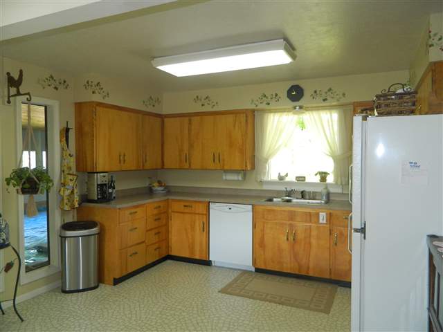 8720 East Big Meadows Road Colbert, WA 99005 - Photo 6 of 8