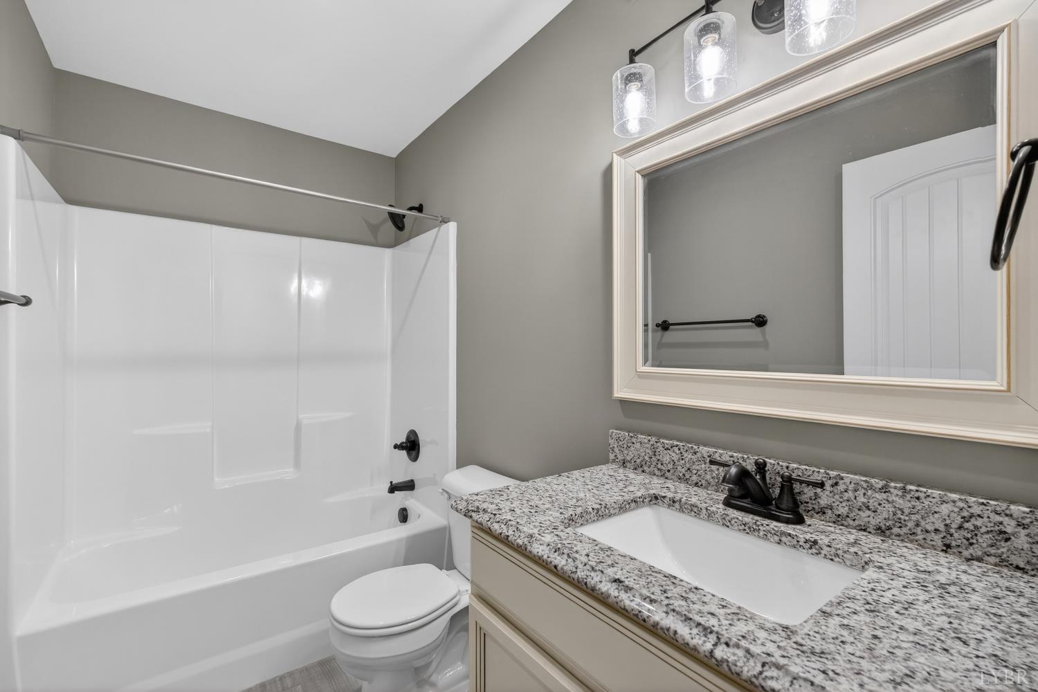 1722 Country Club Road Appomattox, VA 24522 - Photo 14 of 51