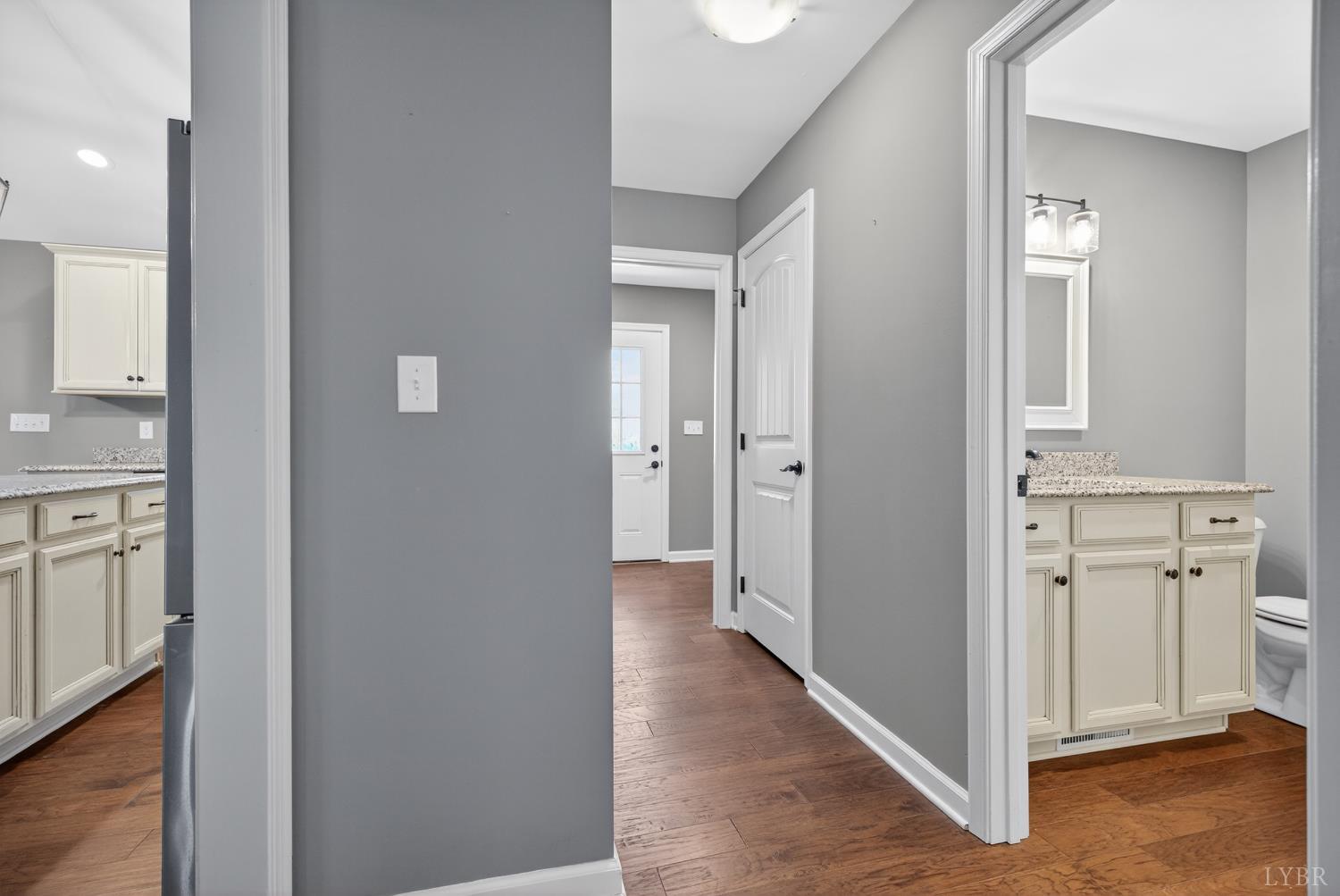 1722 Country Club Road Appomattox, VA 24522 - Photo 20 of 51