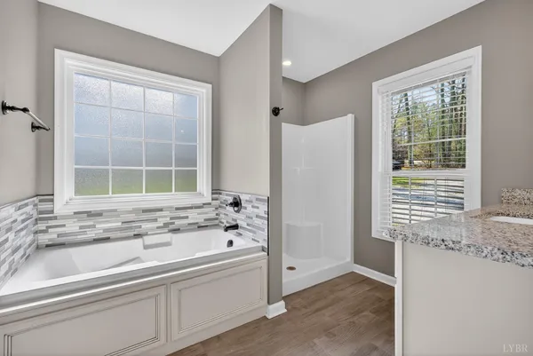 $459,000 | 1722 Country Club Road, Appomattox, VA 24522