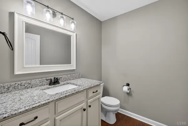 $459,000 | 1722 Country Club Road, Appomattox, VA 24522