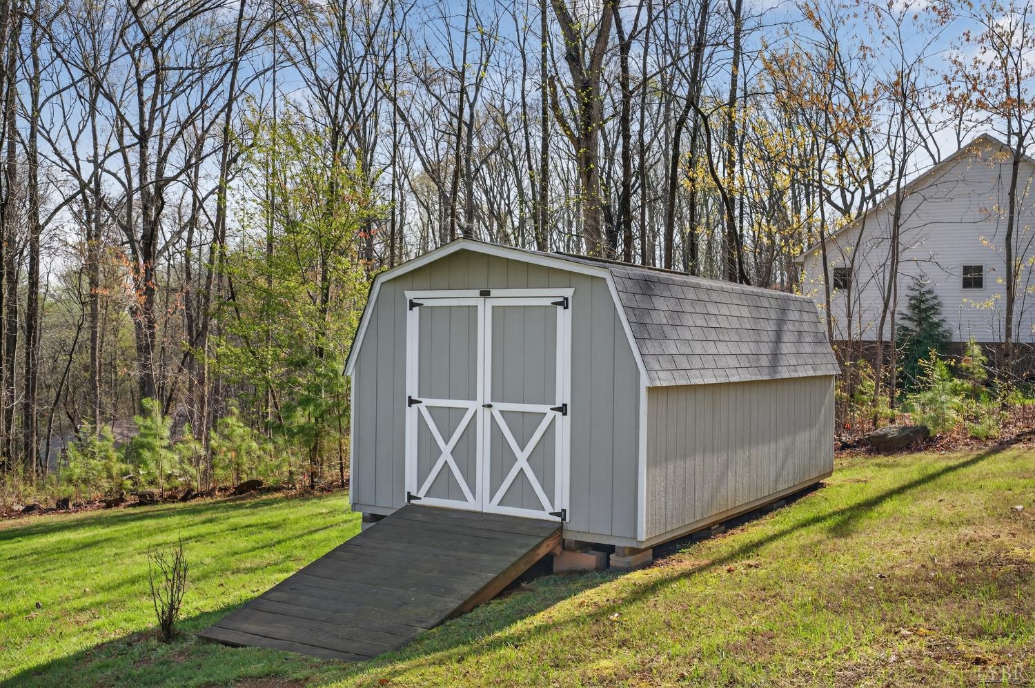 1722 Country Club Road Appomattox, VA 24522 - Photo 37 of 51