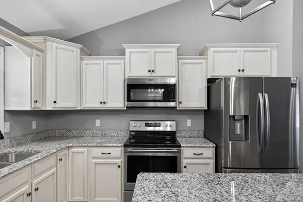$459,000 | 1722 Country Club Road, Appomattox, VA 24522