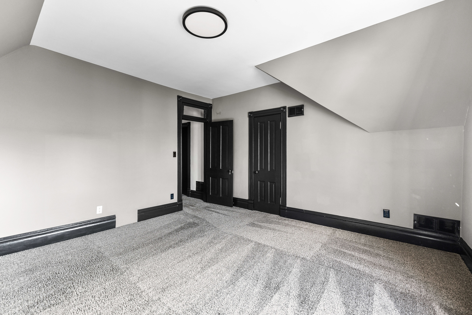 113 Elm Street, Unit C Elgin, IL 60123 - Photo 7 of 14 a view of an empty room and window