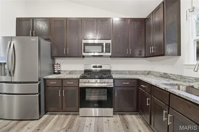 $285,000 | 1766 Cherry Blossom Court, Pevely, MO 63070