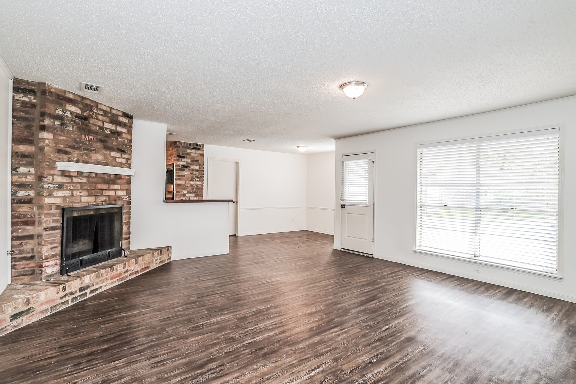26218 Maplewood Drive Spring, TX 77386 - Photo 7 of 15