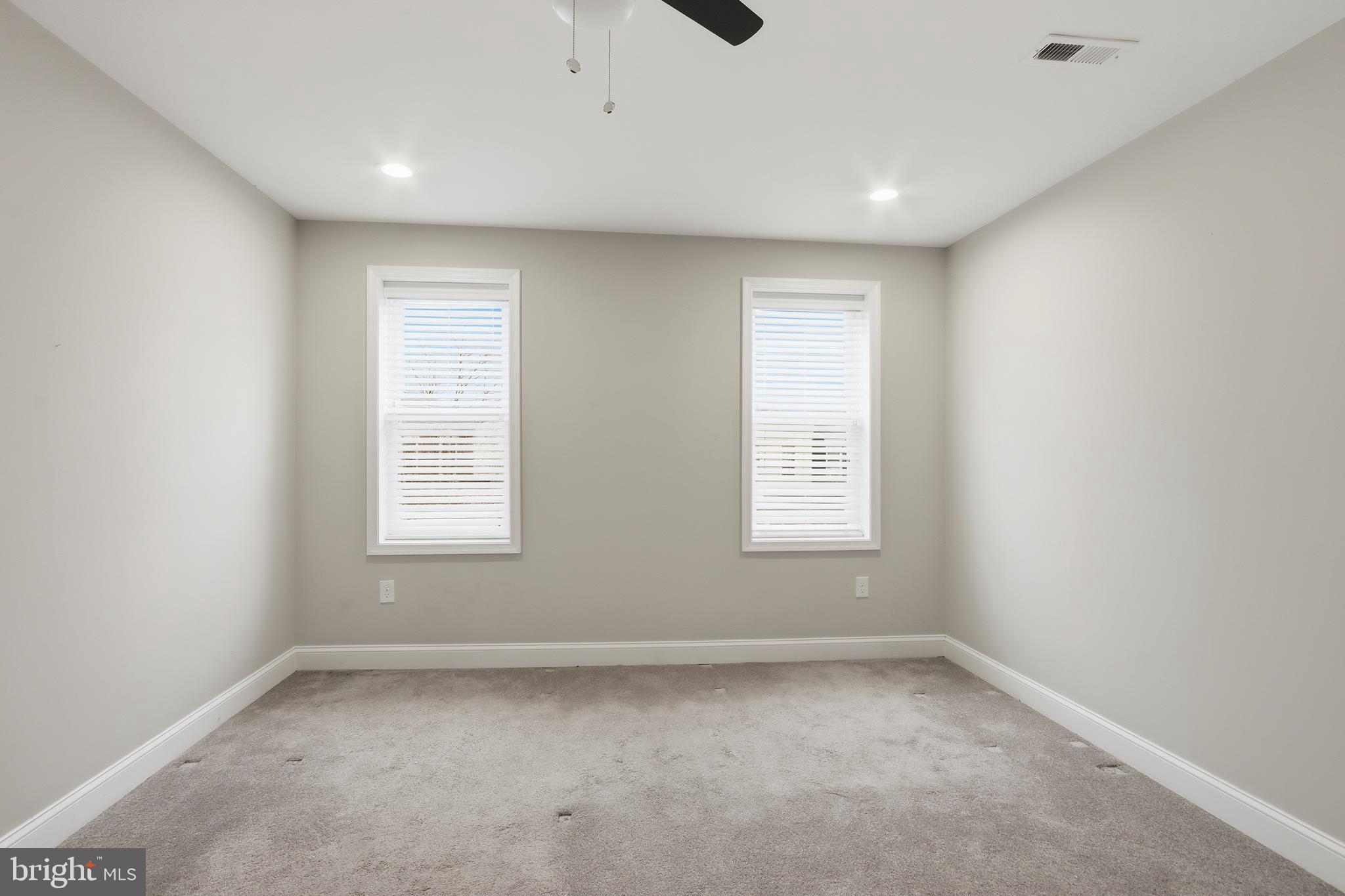 3540 Keswick Road Baltimore, MD 21211 - Photo 18 of 41 an empty room with a window