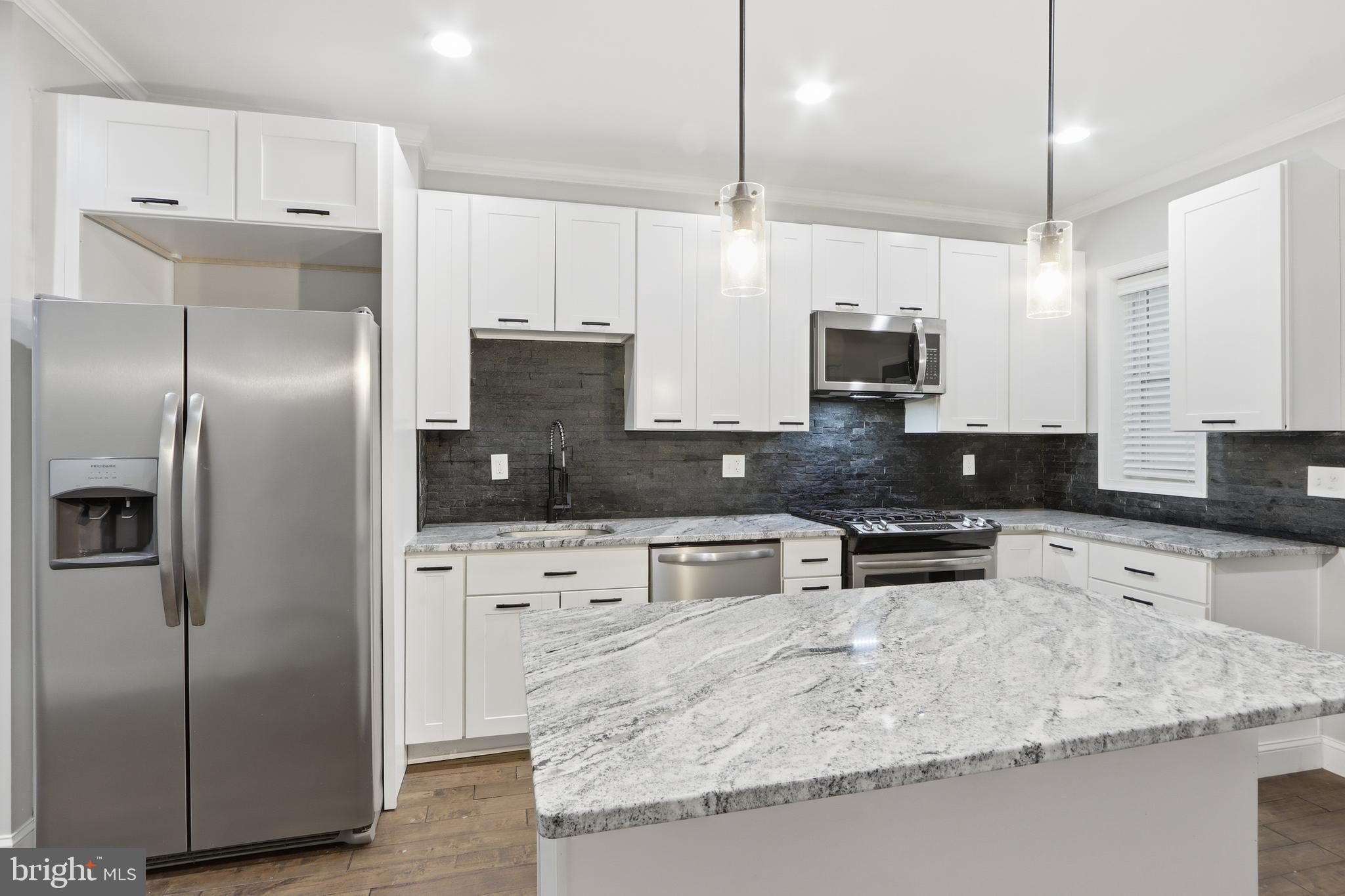 3540 Keswick Road Baltimore, MD 21211 - Photo 2 of 29