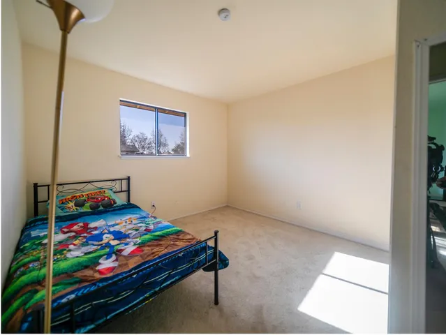 $320,000 | 17 West Lancaster Drive, Stockton, CA 95207