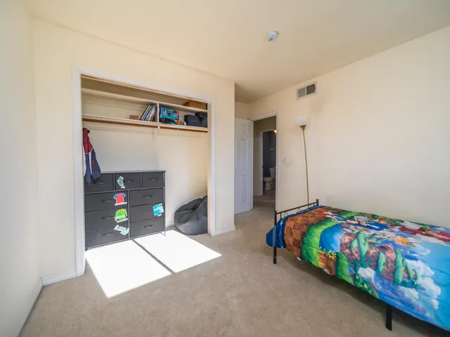 $320,000 | 17 West Lancaster Drive, Stockton, CA 95207