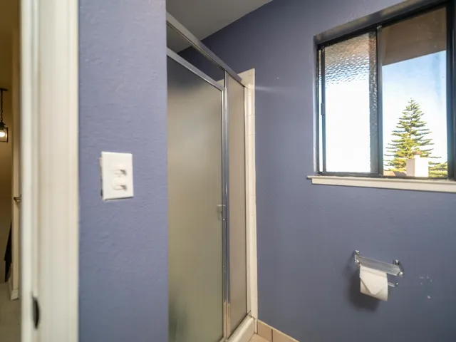 $320,000 | 17 West Lancaster Drive, Stockton, CA 95207