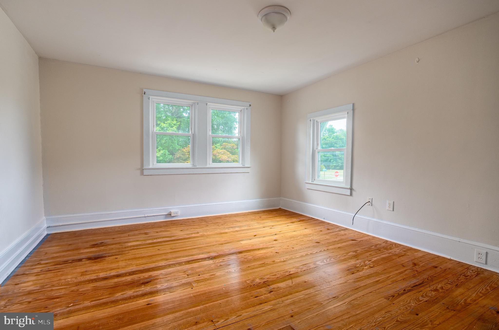 2183 South Main Road Vineland, NJ 08361 - Photo 19 of 24 Bedroom 2