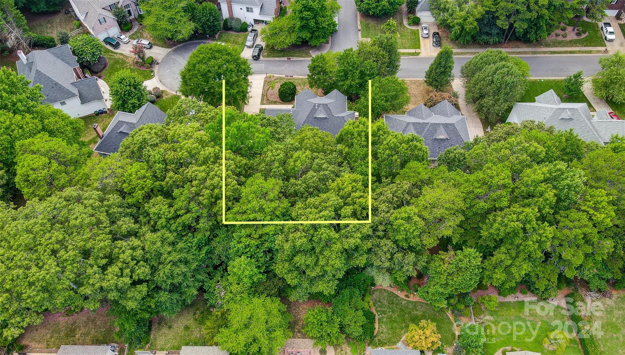 15110 MacBeth Court Huntersville, NC 28078 - Photo 30 of 36 an aerial view of house with yard