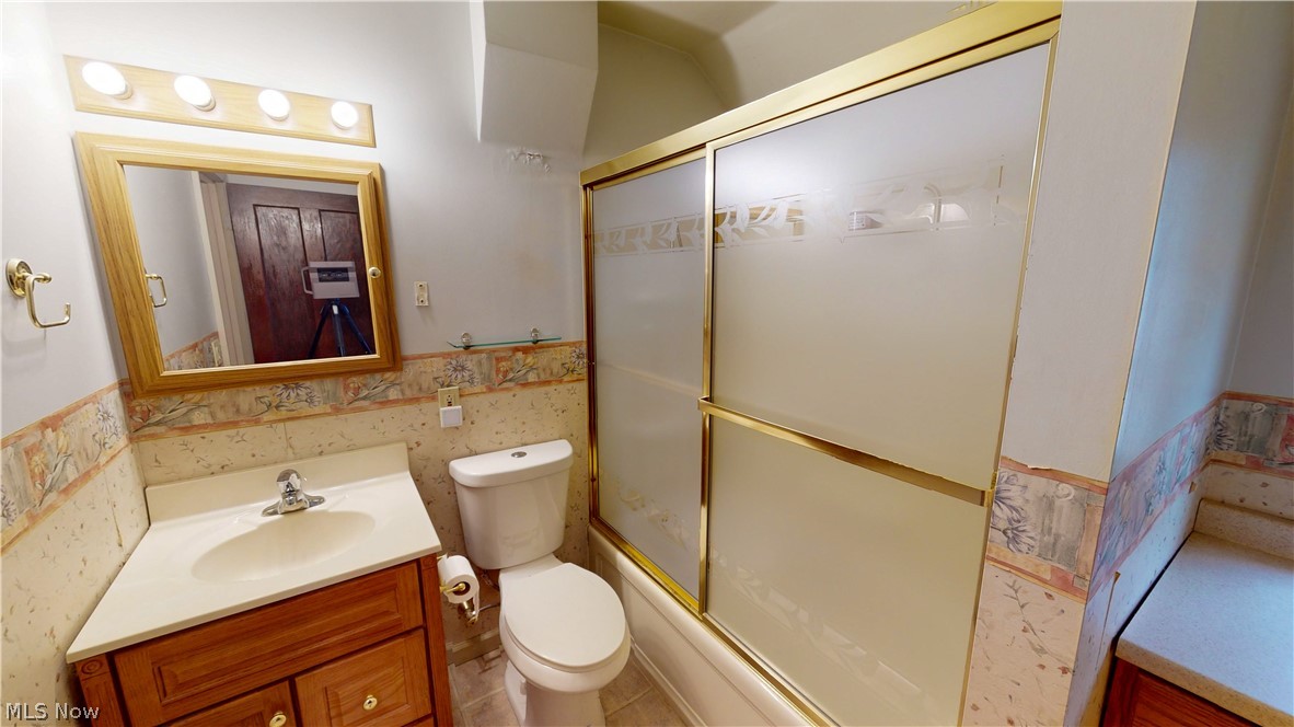 5099 Spencer Road Cleveland, OH 44124 - Photo 18 of 21 Gallery Image 18