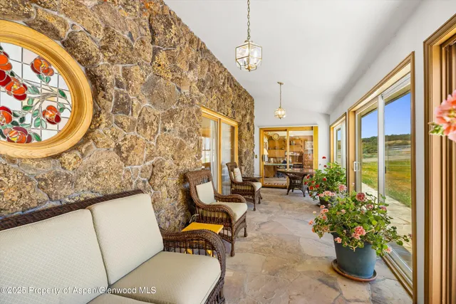 a car parked in front of a building