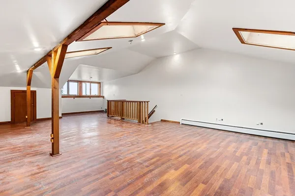 $2,700 | 100-102 Main Street, Unit 3, Gloucester, MA 01930