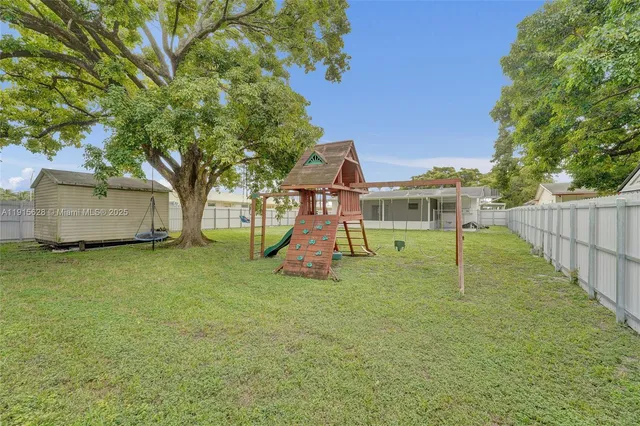 $3,000 | 6283 Sherman Street, Unit 6283, Hollywood, FL 33024