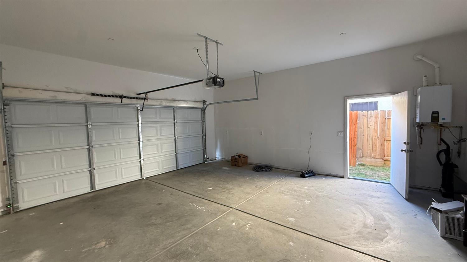 2772 Valley View Street Selma, CA 93662 - Photo 12 of 28