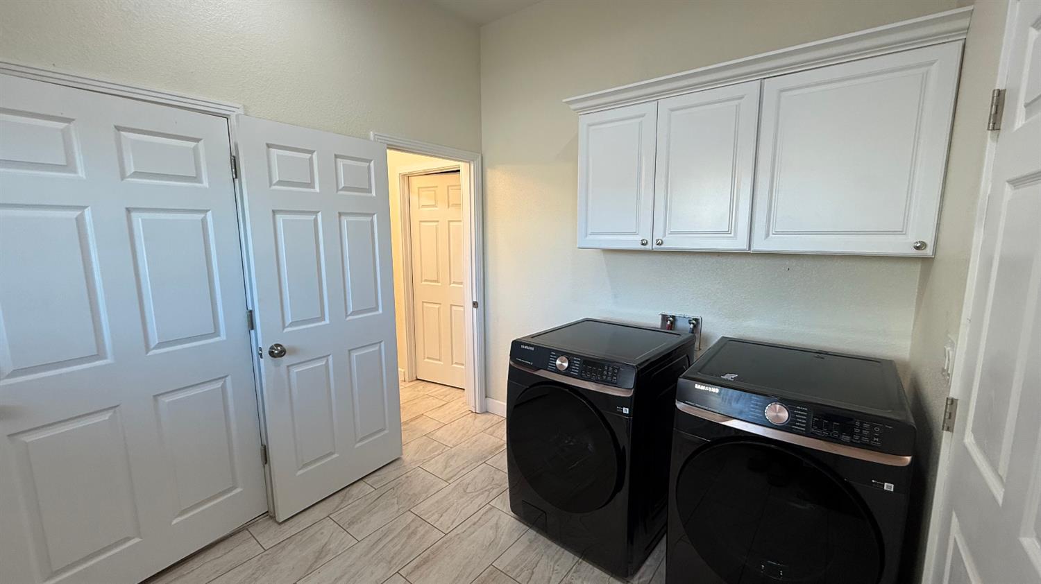 2772 Valley View Street Selma, CA 93662 - Photo 13 of 28