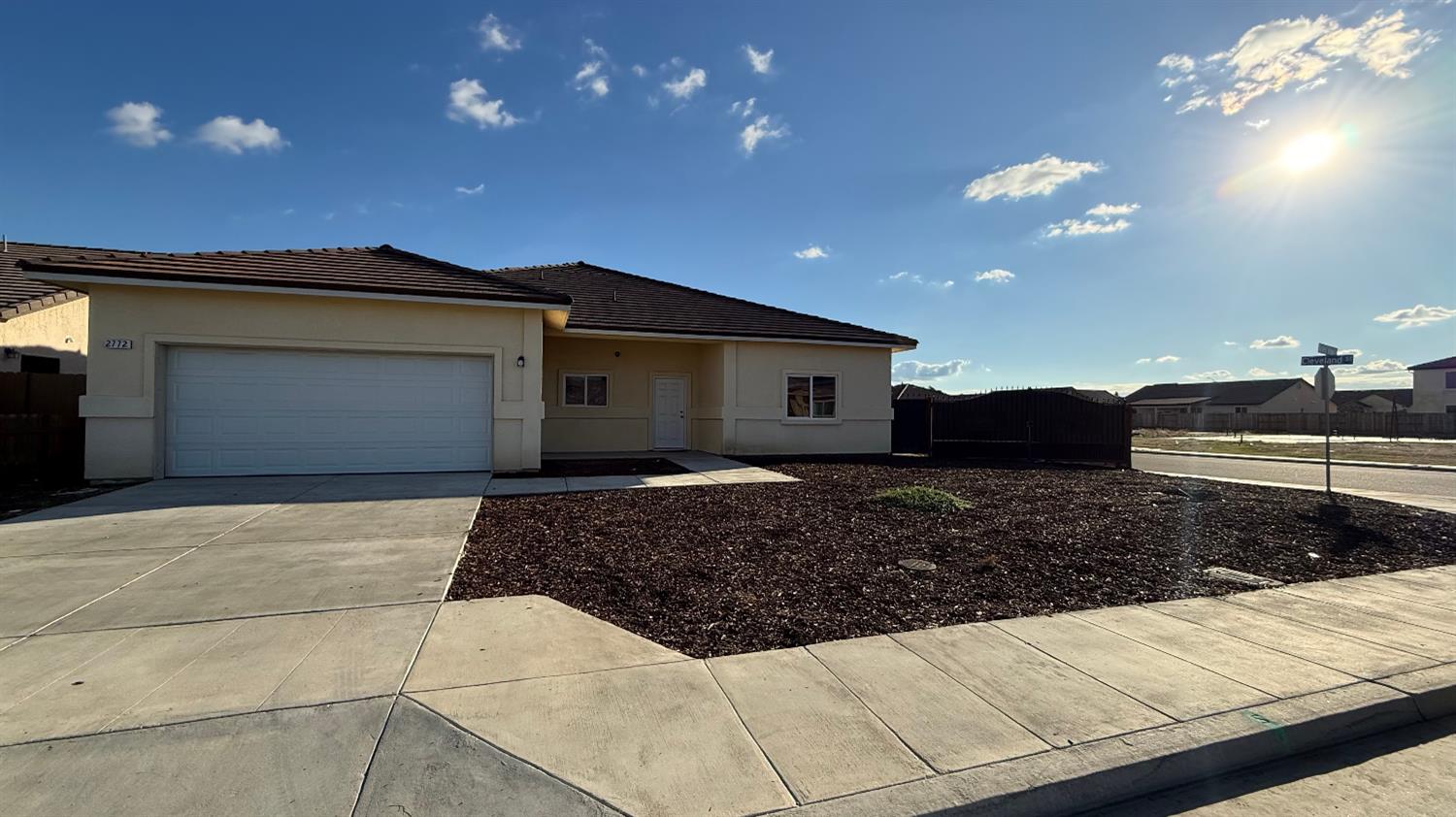 2772 Valley View Street Selma, CA 93662 - Photo 7 of 28