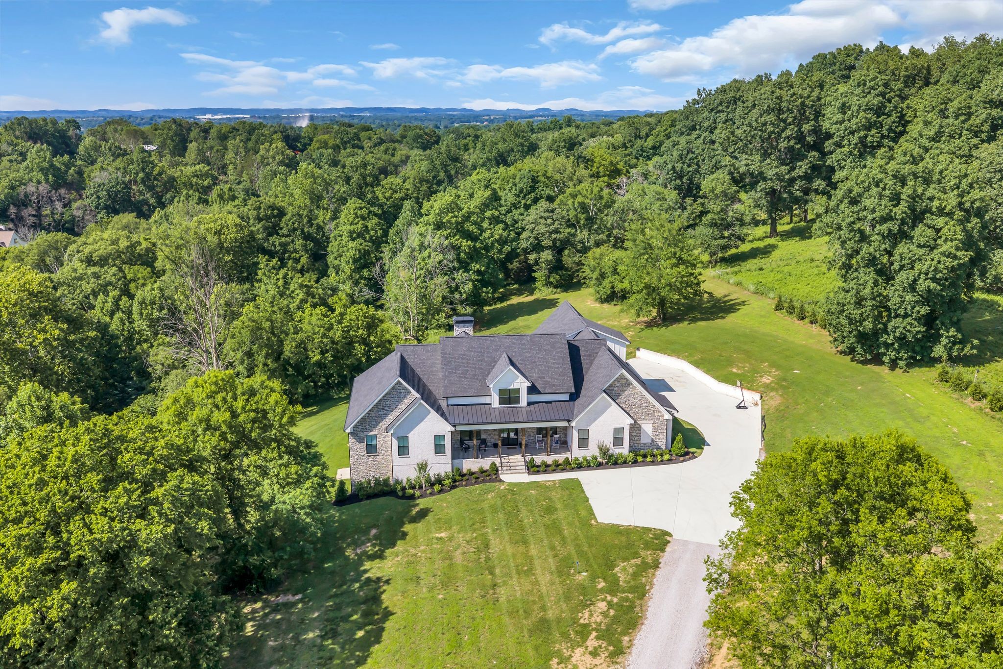 1500 Center Star Road Columbia, TN 38401 - Photo 2 of 84