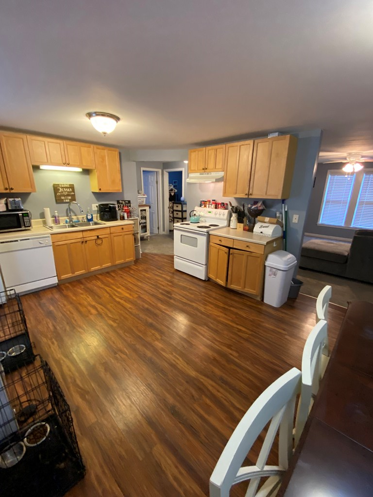 360 West 2nd Street Blue Ridge, GA 30513 - Photo 15 of 44 Unit 2