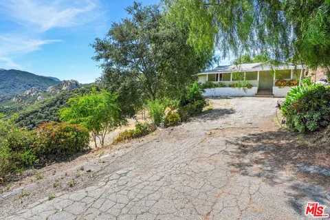 $1,750,000 | 2617 Hodgson Cir Drive, Topanga, CA 90290