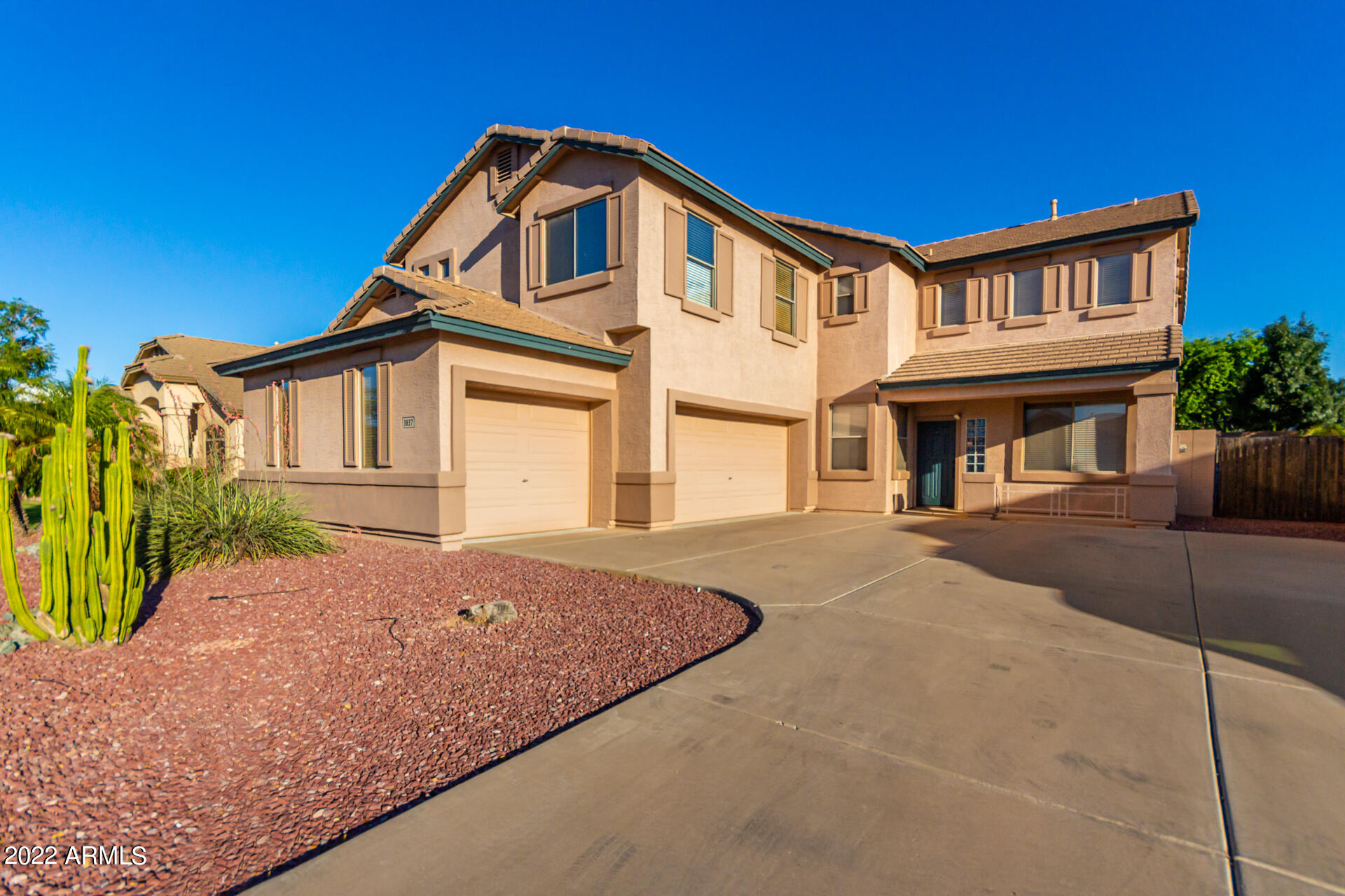3837 East Simpson Road Gilbert, AZ 85297 - Photo 5 of 110 5 - Simpson