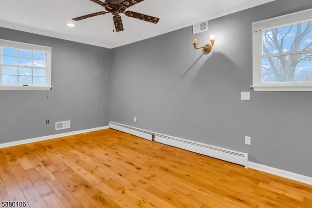 a view of empty room with window