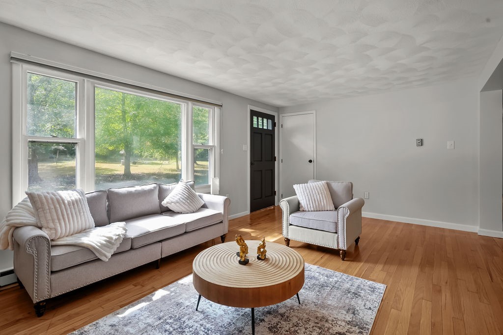 271 William Reynolds Road Exeter, RI 02822 - Photo 5 of 37