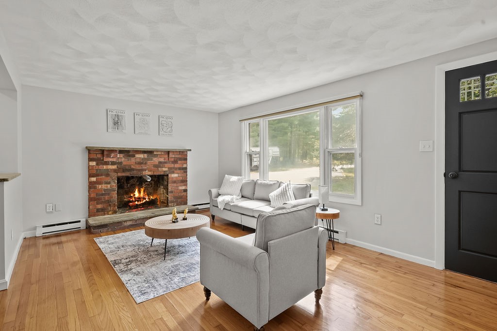 271 William Reynolds Road Exeter, RI 02822 - Photo 6 of 37