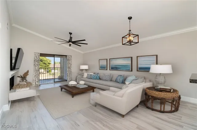 $268,000 | 4321 Country Club Boulevard, Unit 207, Cape Coral, FL 33904