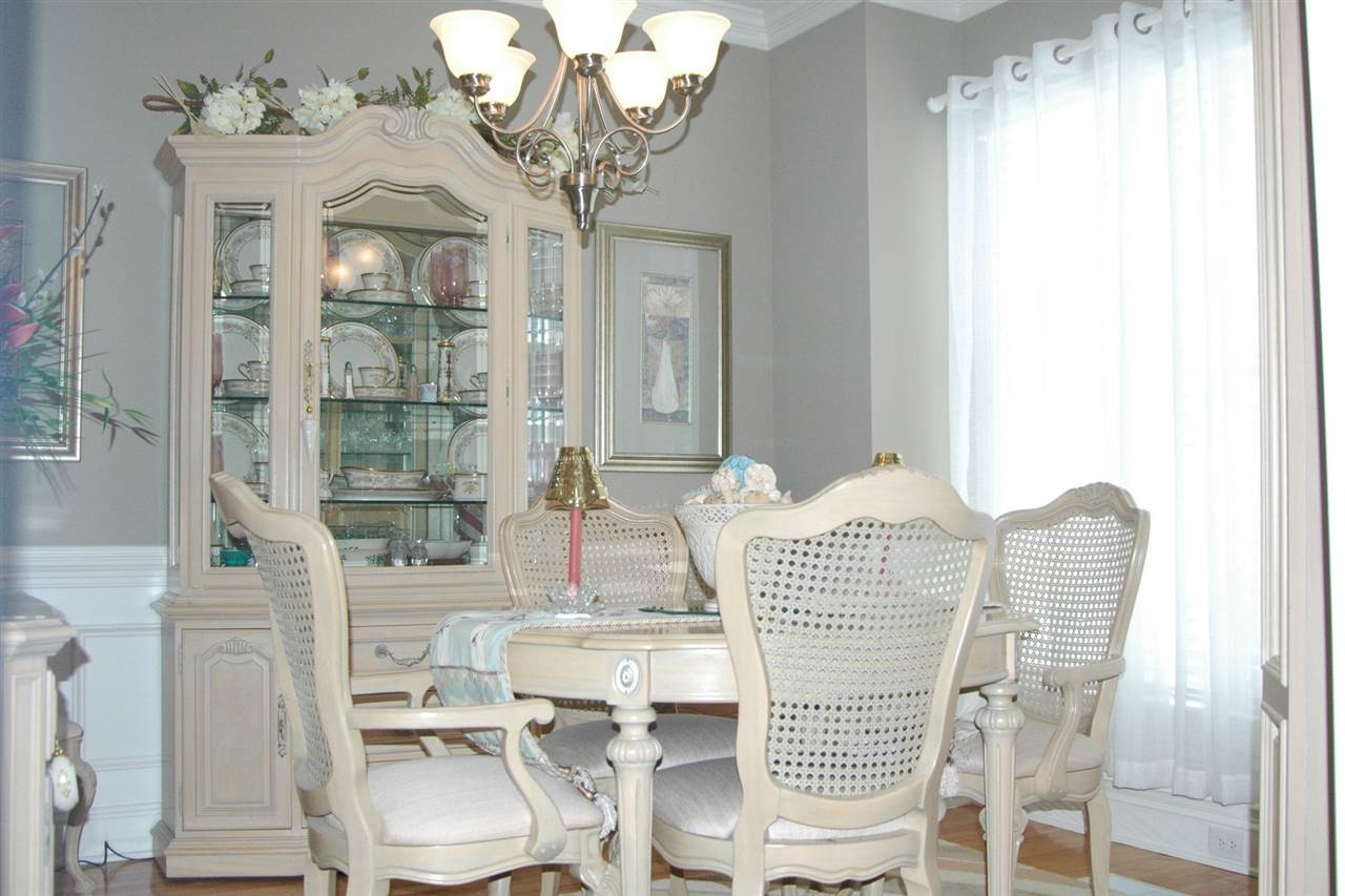 7316 Fontana Ridge Lane Raleigh, NC 27613 - Photo 9 of 20 formal dining