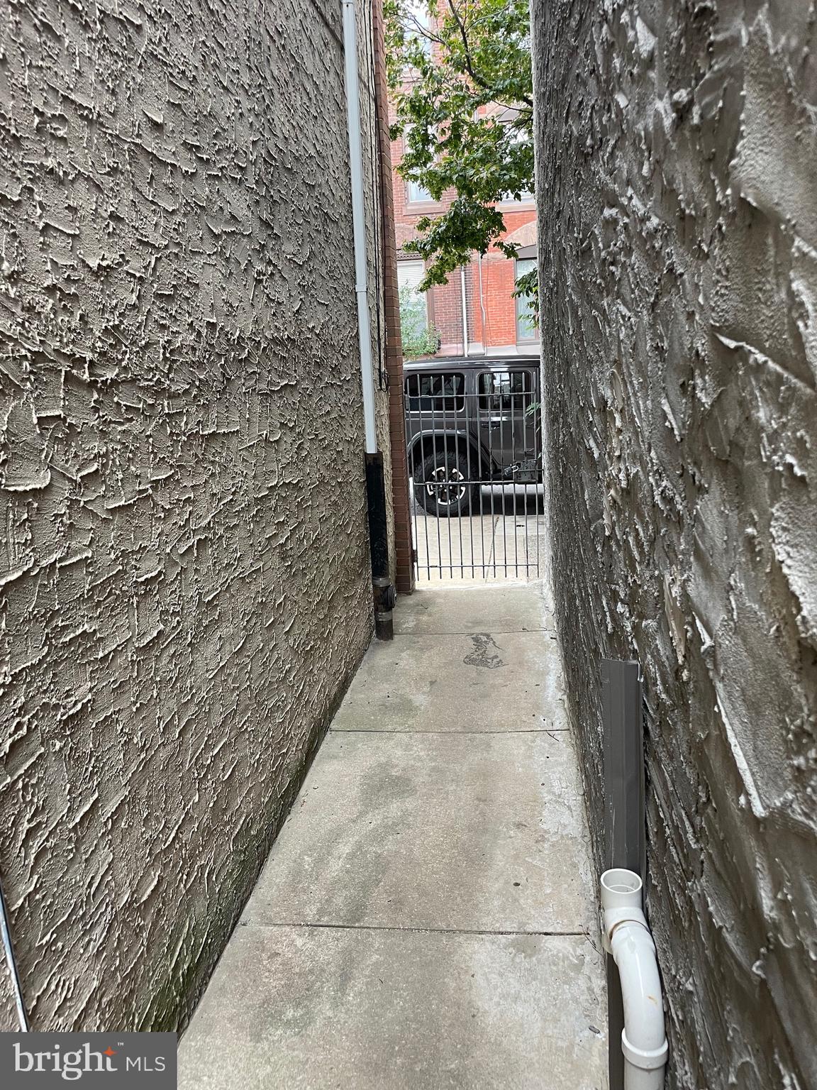 813 Federal Street Philadelphia, PA 19147 - Photo 26 of 28