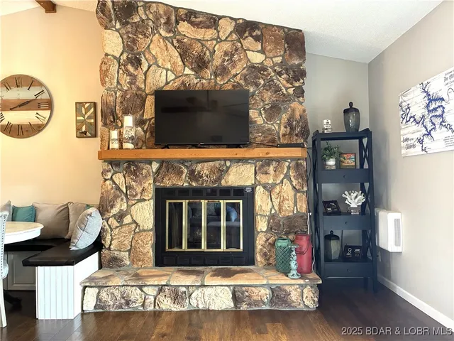 $285,000 | 611 Lazy Days Road, Unit B12, Osage Beach, MO 65065