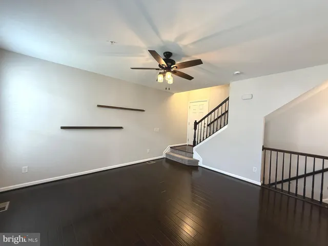 $2,950 | 25215 Split Creek Terrace, Chantilly, VA 20152