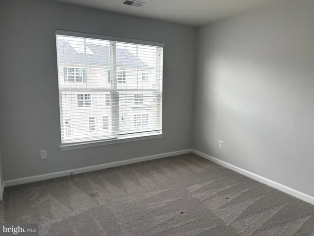 $2,950 | 25215 Split Creek Terrace, Chantilly, VA 20152