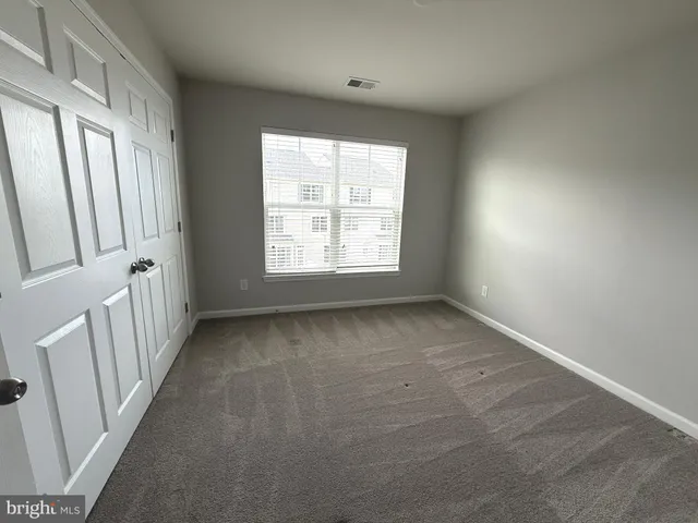 $2,950 | 25215 Split Creek Terrace, Chantilly, VA 20152