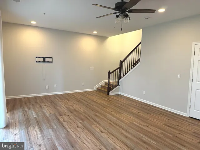 $2,950 | 25215 Split Creek Terrace, Chantilly, VA 20152