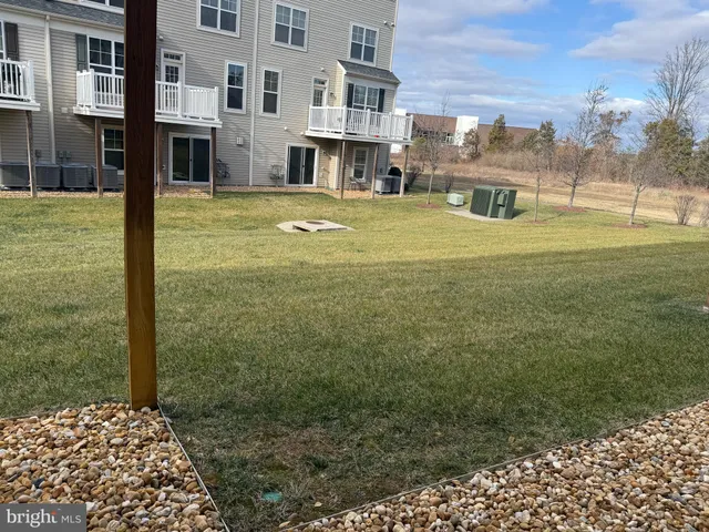 $2,950 | 25215 Split Creek Terrace, Chantilly, VA 20152