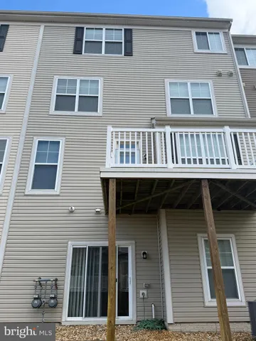 $2,950 | 25215 Split Creek Terrace, Chantilly, VA 20152