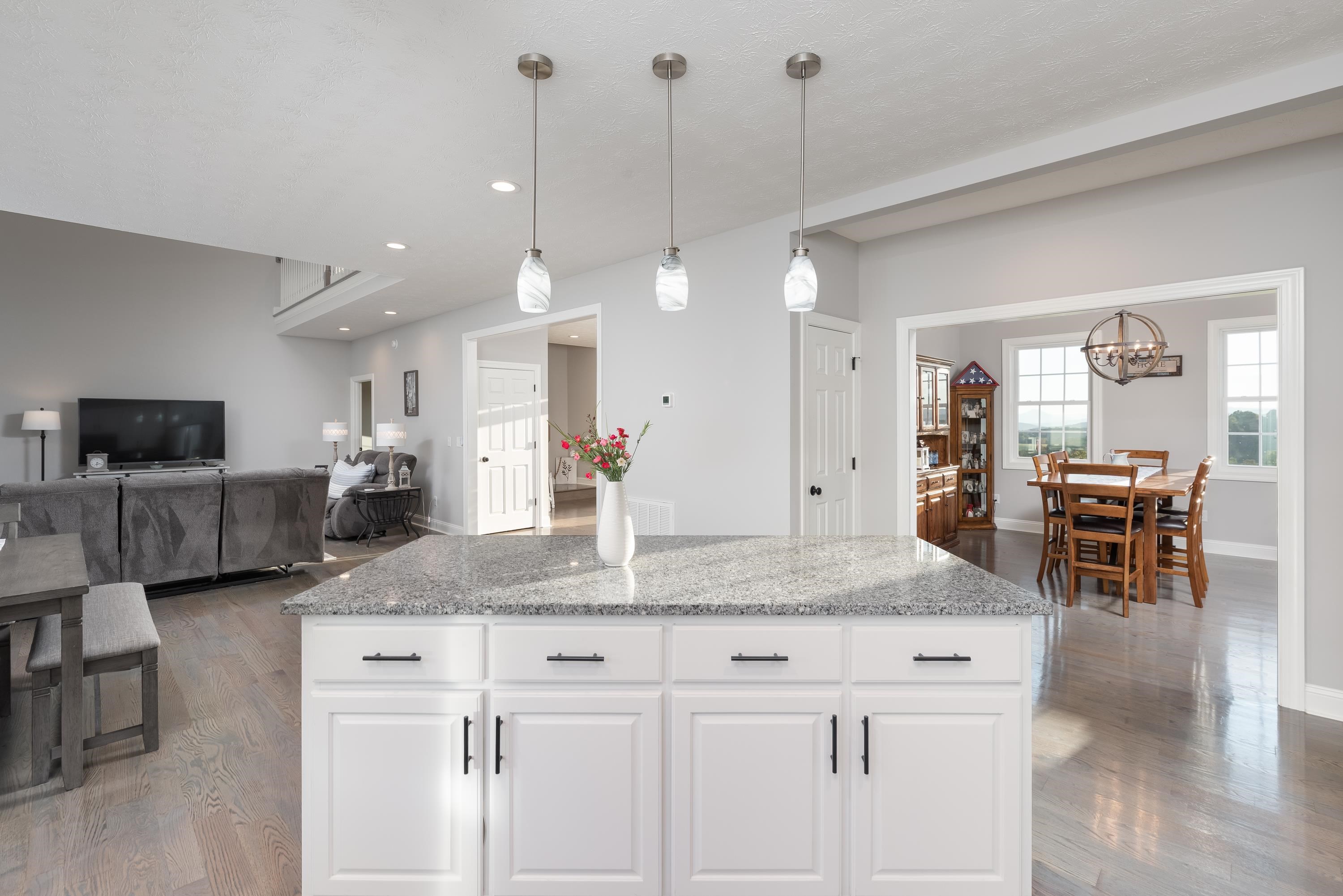 1261 Newport Road Raphine, VA 24472 - Photo 25 of 74