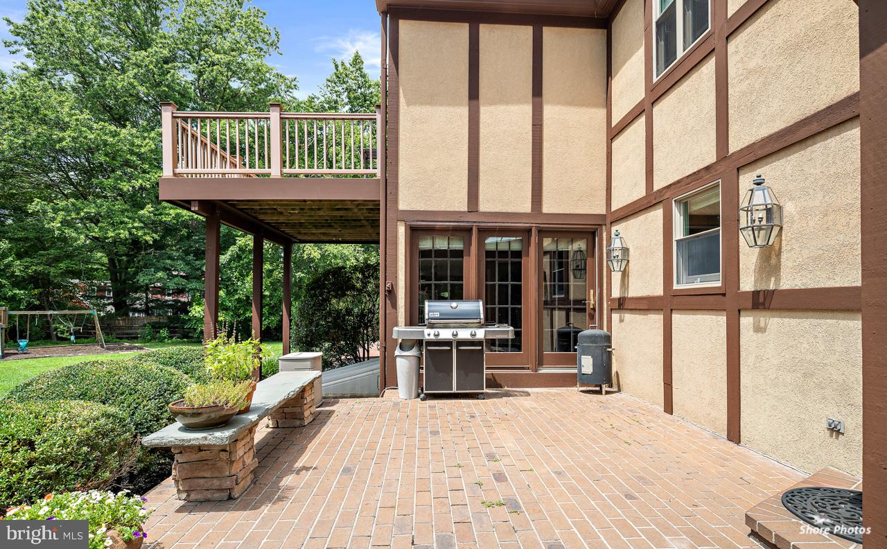 520 Bartram Road Moorestown, NJ 08057 - Photo 12 of 77