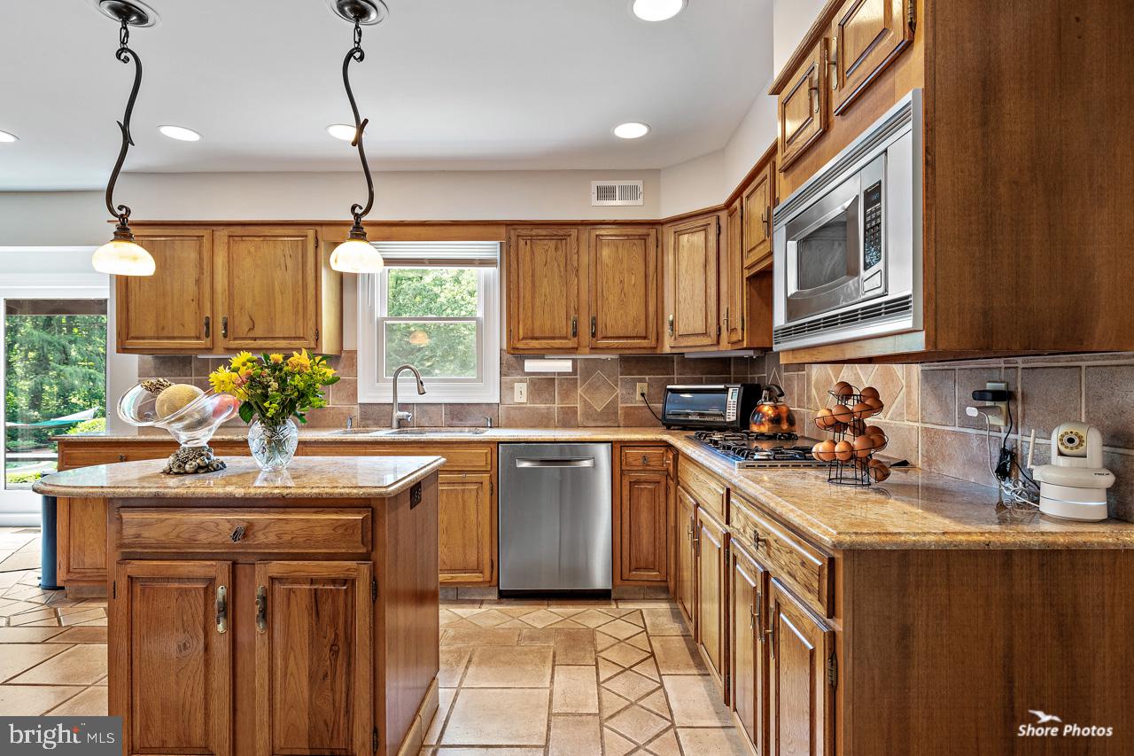 520 Bartram Road Moorestown, NJ 08057 - Photo 19 of 77