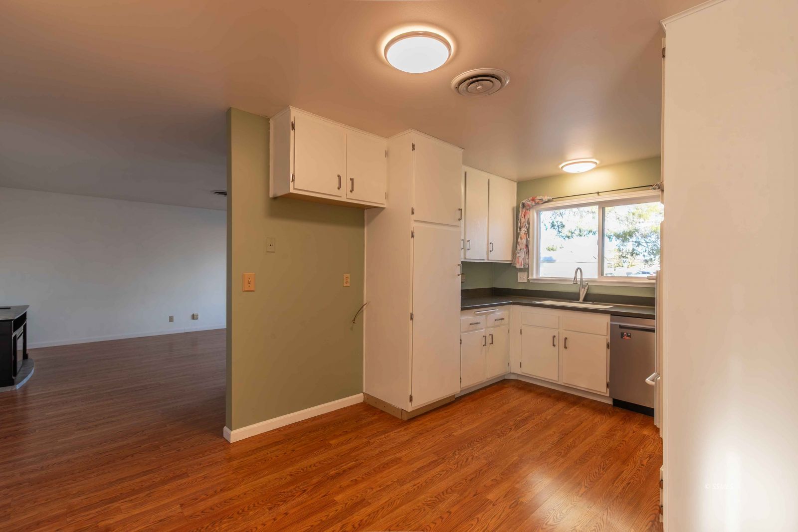 325 South Margalo Street Ridgecrest, CA 93555 - Photo 14 of 33 Gallery Image 14