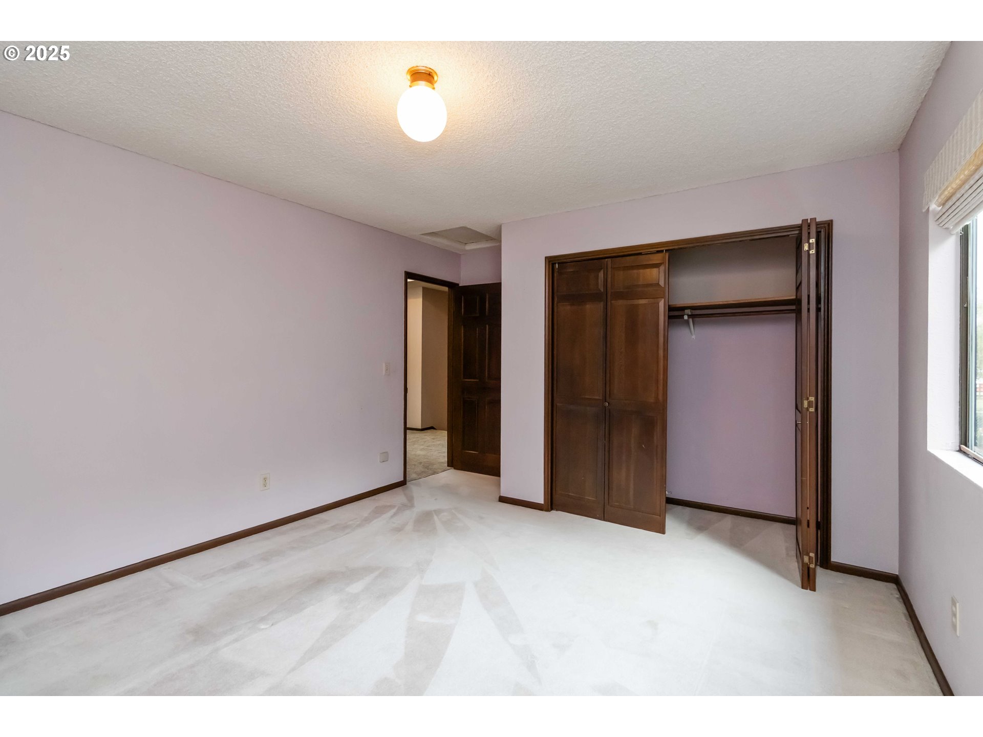 720 Abernathy Creek Road Longview, WA 98632 - Photo 19 of 44 a view of an empty room