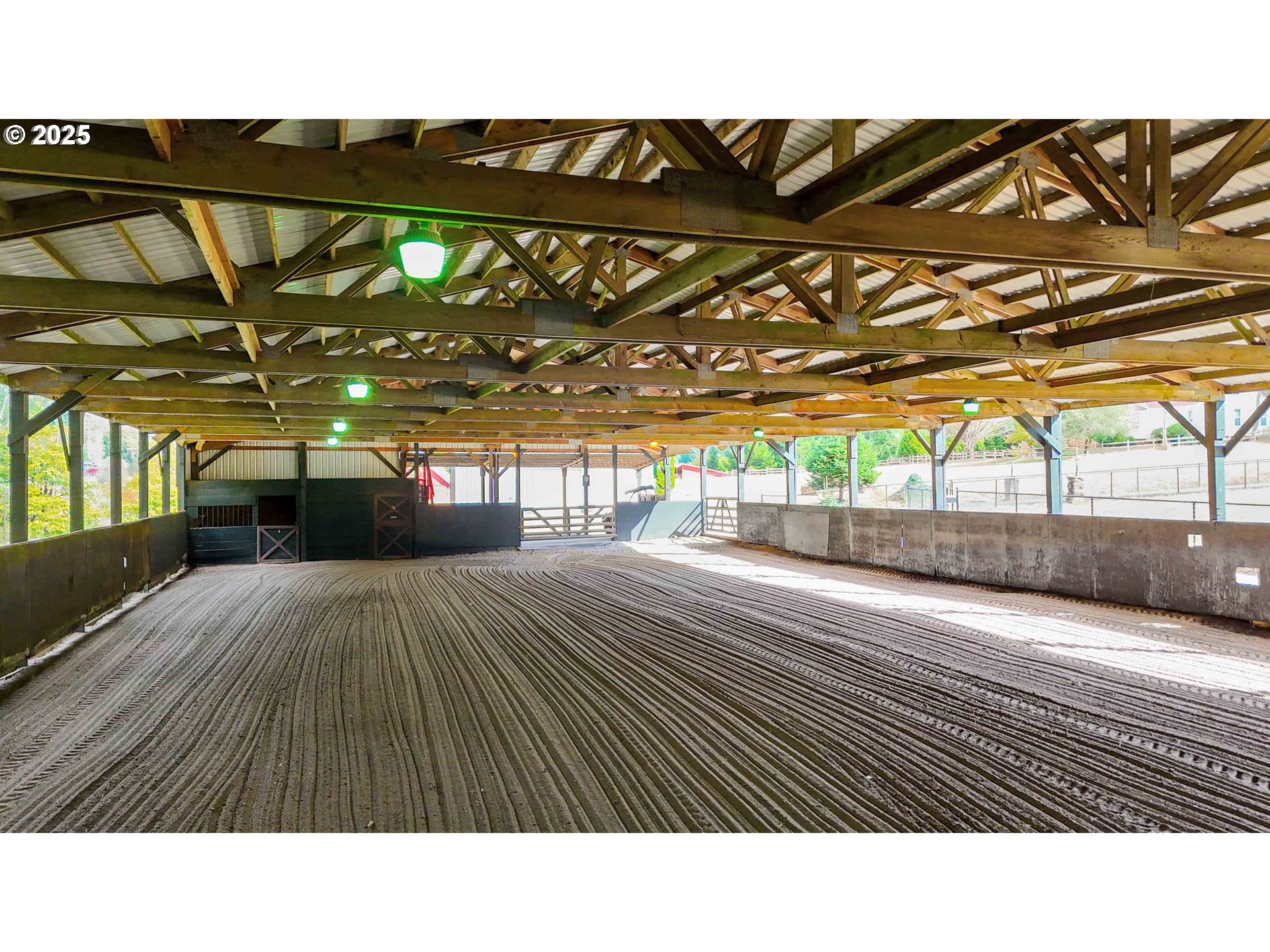 720 Abernathy Creek Road Longview, WA 98632 - Photo 29 of 44 a en suite bathroom with a sink