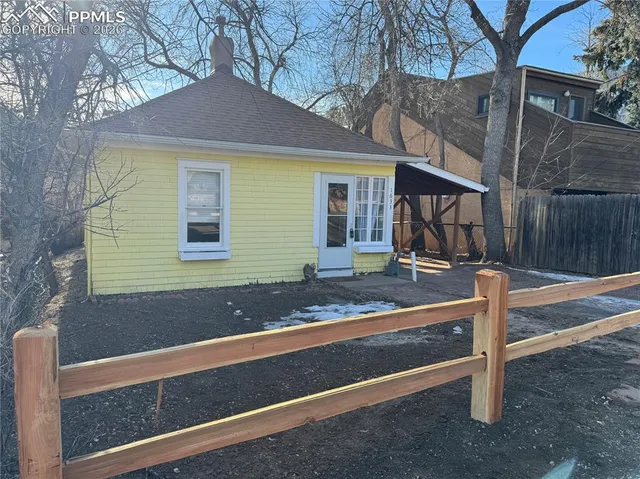 $395,000 | 1633 Cheyenne Boulevard, Colorado Springs, CO 80906