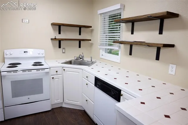 $395,000 | 1633 Cheyenne Boulevard, Colorado Springs, CO 80906