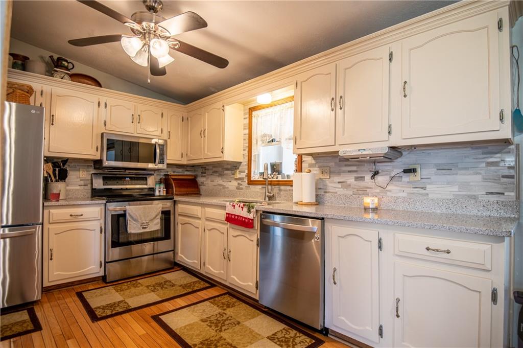 148 Sunset Road Hermitage, PA 16148 - Photo 5 of 25